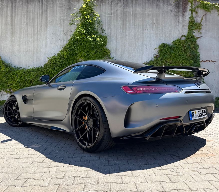 Image of Mercedes-Benz AMG GT R