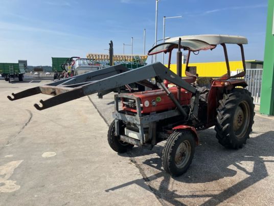 Massey Ferguson 135