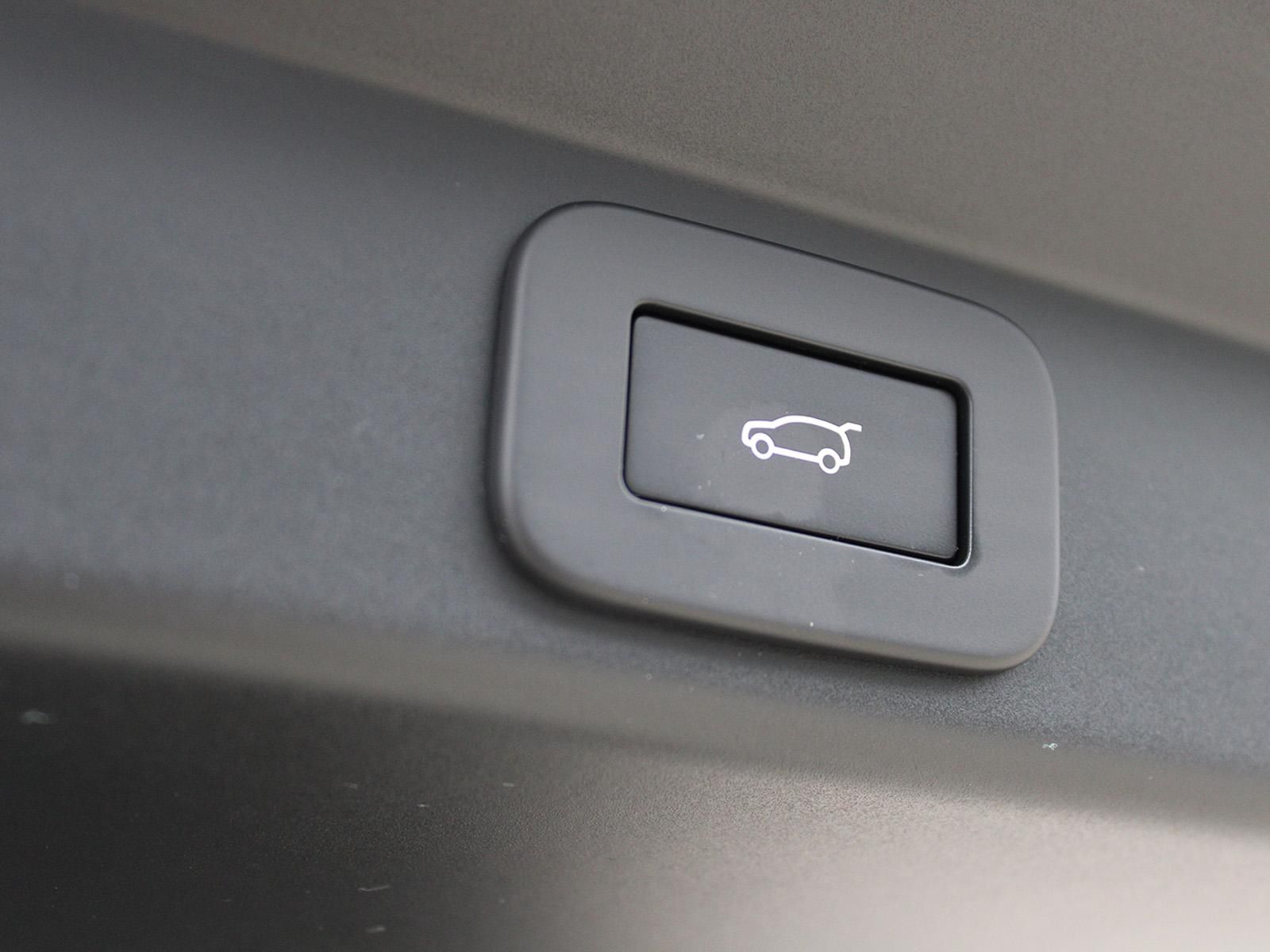 Fahrzeugabbildung Land Rover Range Rover Sport D300 Dynamic HSE