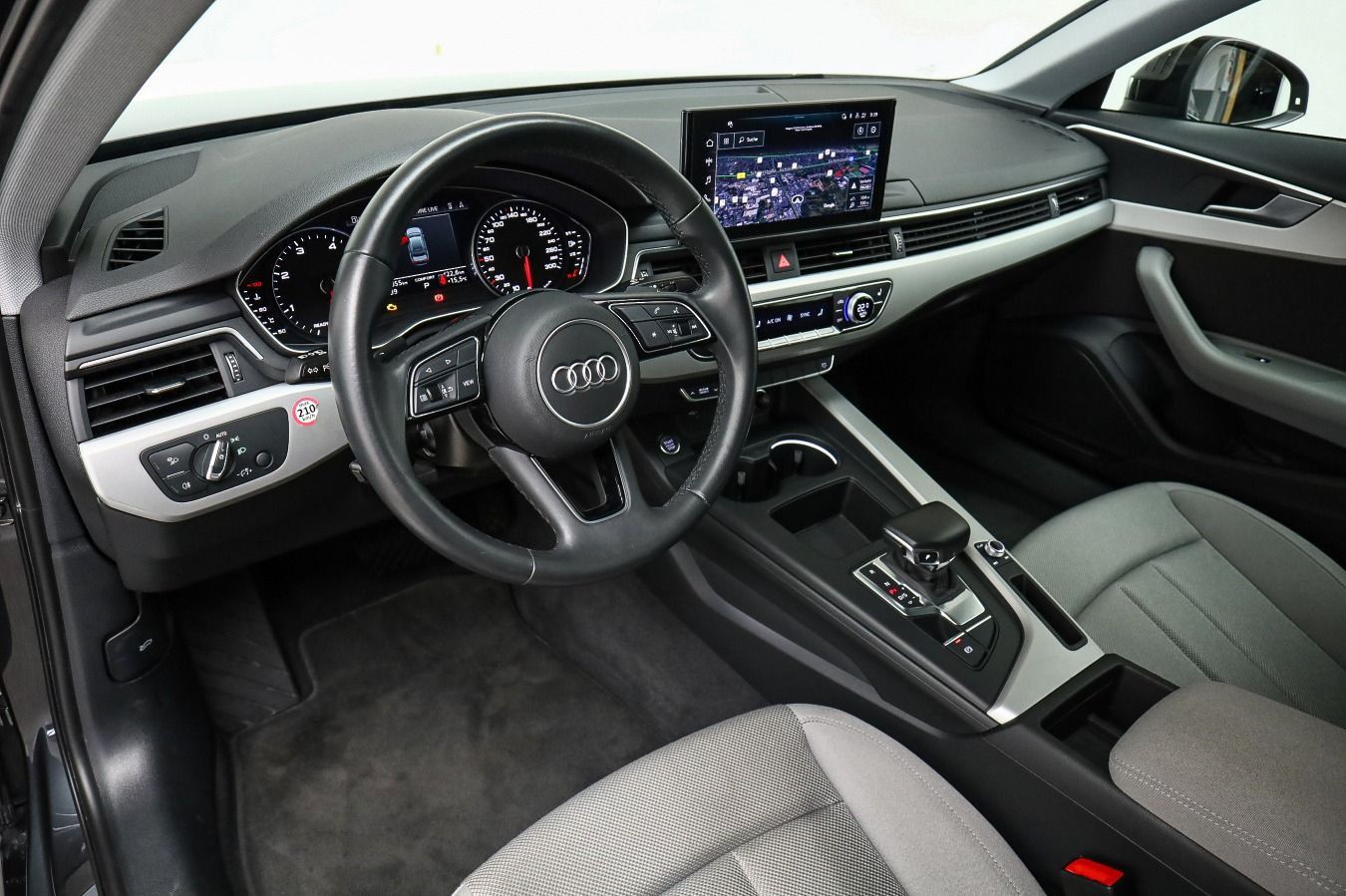 Audi A4 - Bild 10