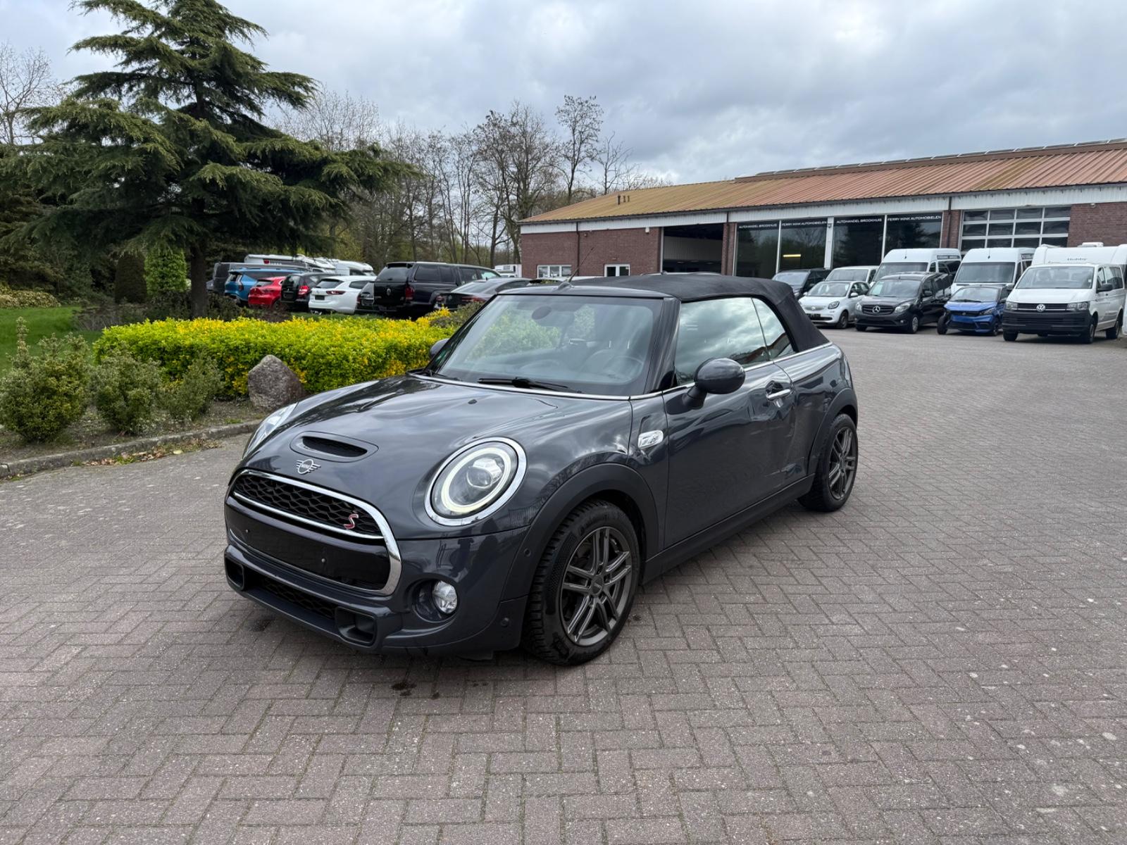 MINI Cooper S Cabrio