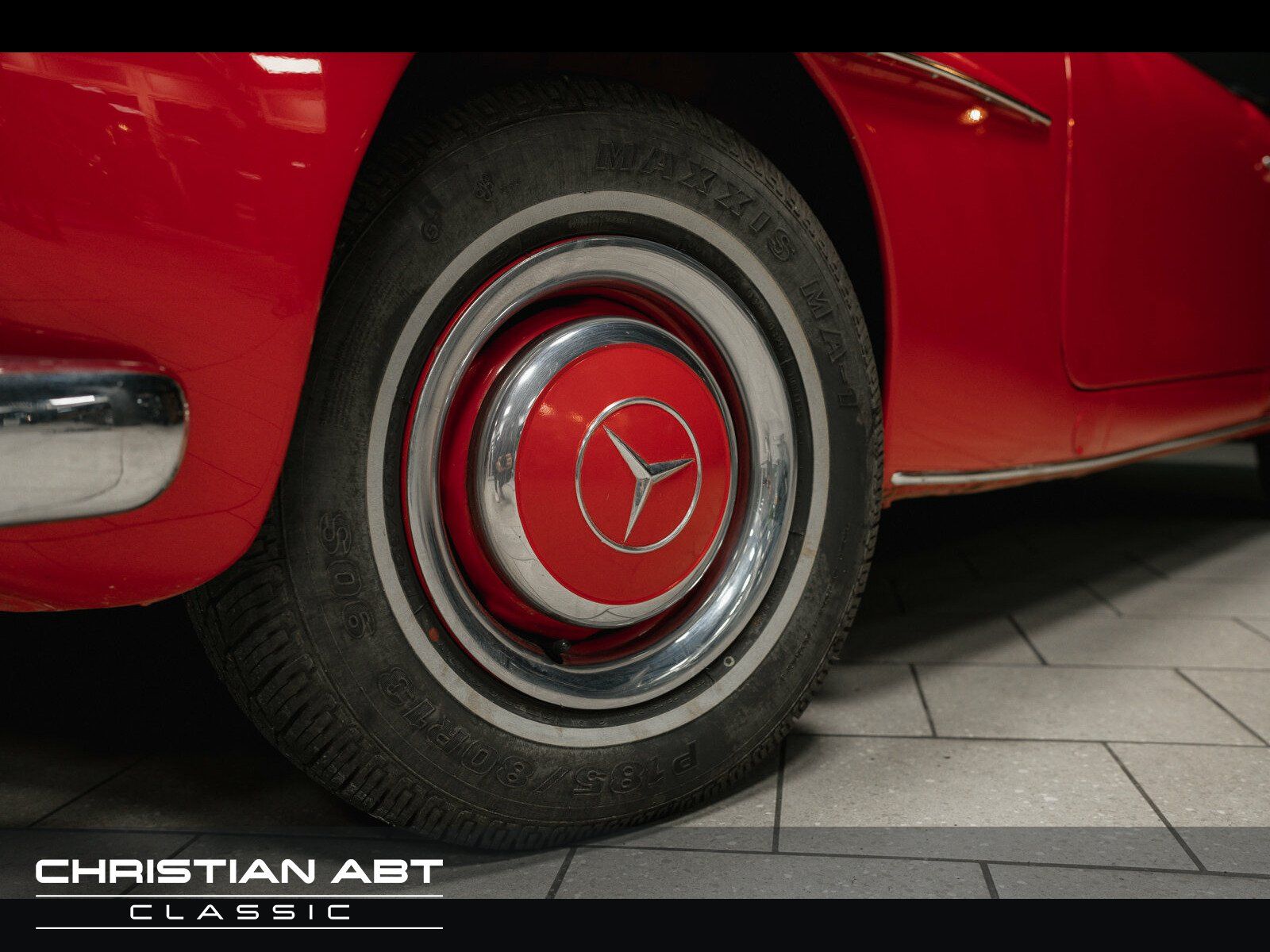 Fahrzeugabbildung Mercedes-Benz 190 SL 121 Cabrio