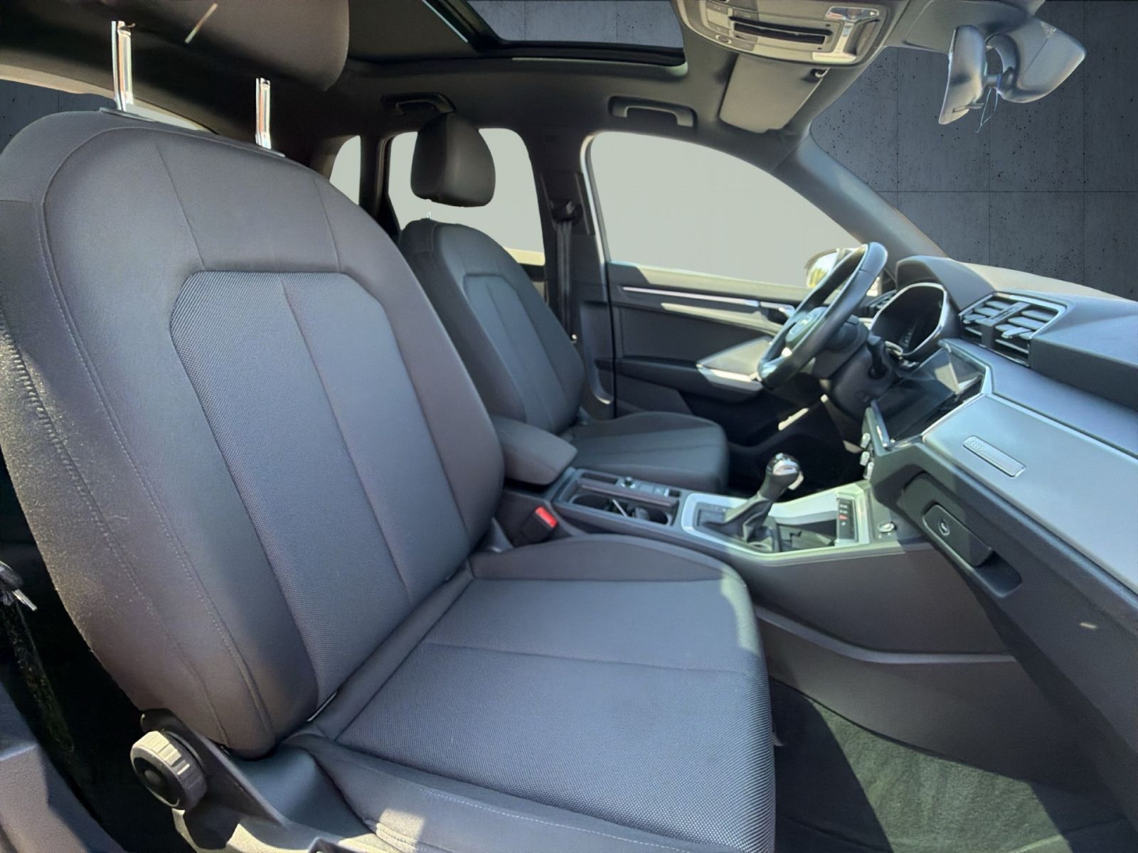 Audi Q3 S line 35 TFSI S tr AHK/Nav/Pano/ASI/sound/19 foto 18