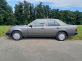 Mercedes-Benz 300 - Mercedes-Benz 300 mit Diesel-Antrieb: Limousine