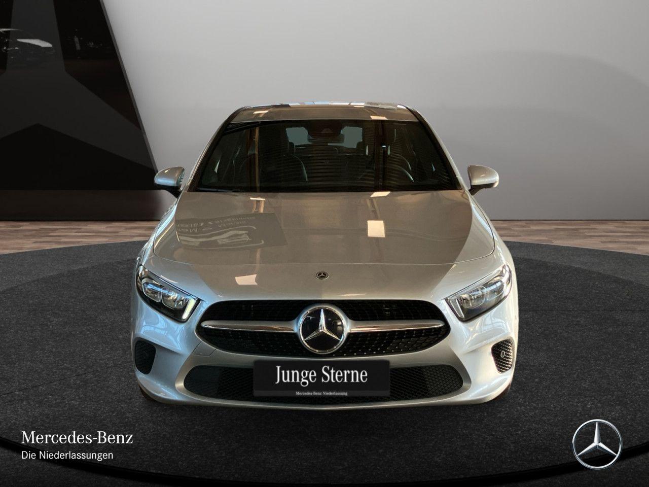 Mercedes-Benz A 250 e Style/MBUX HighEnd/Navi +/Sound/CarPlay