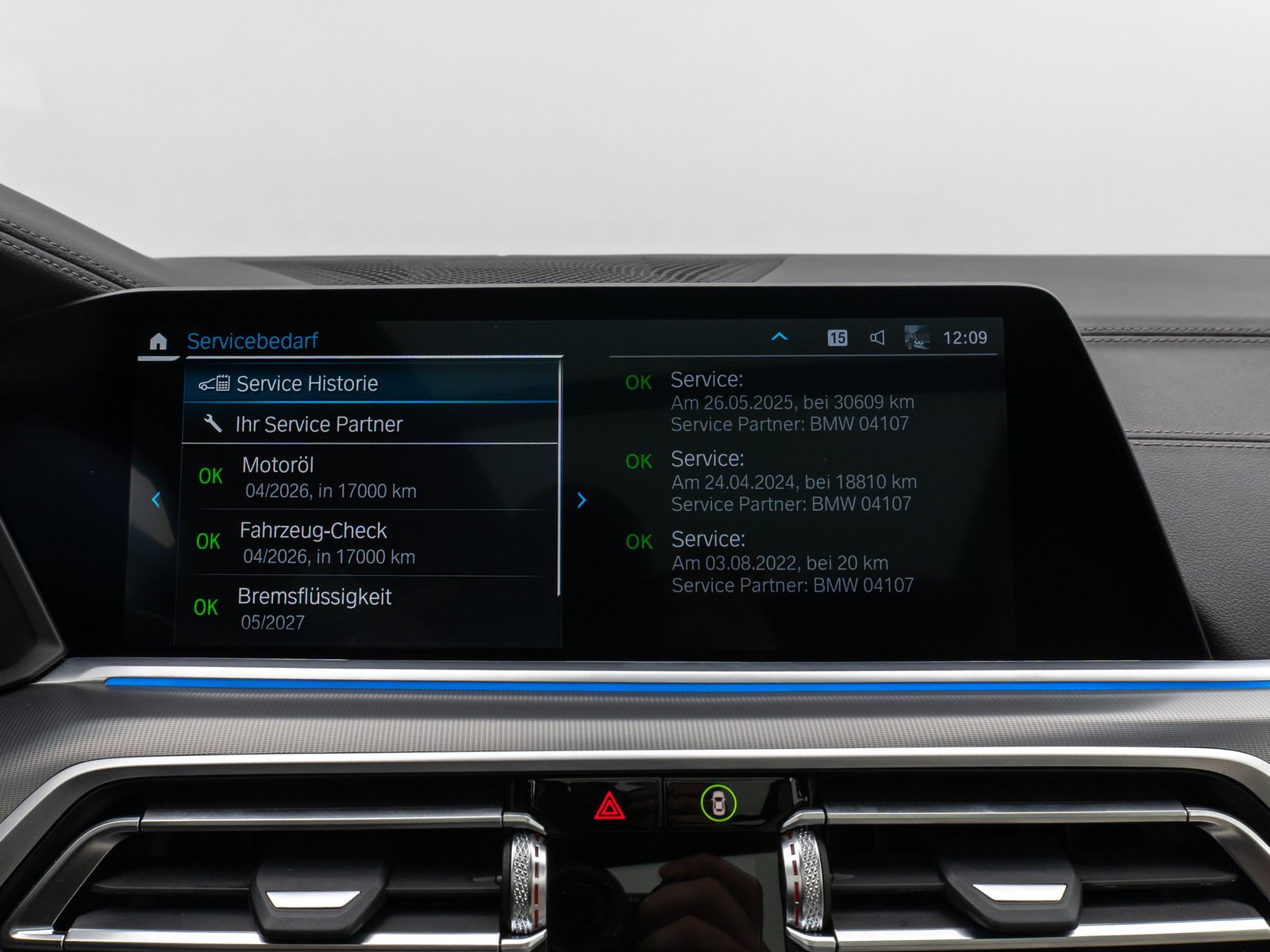 Fahrzeugabbildung BMW X5 xD45e M Sport 360°Panorama Laser HUD DAB H/K