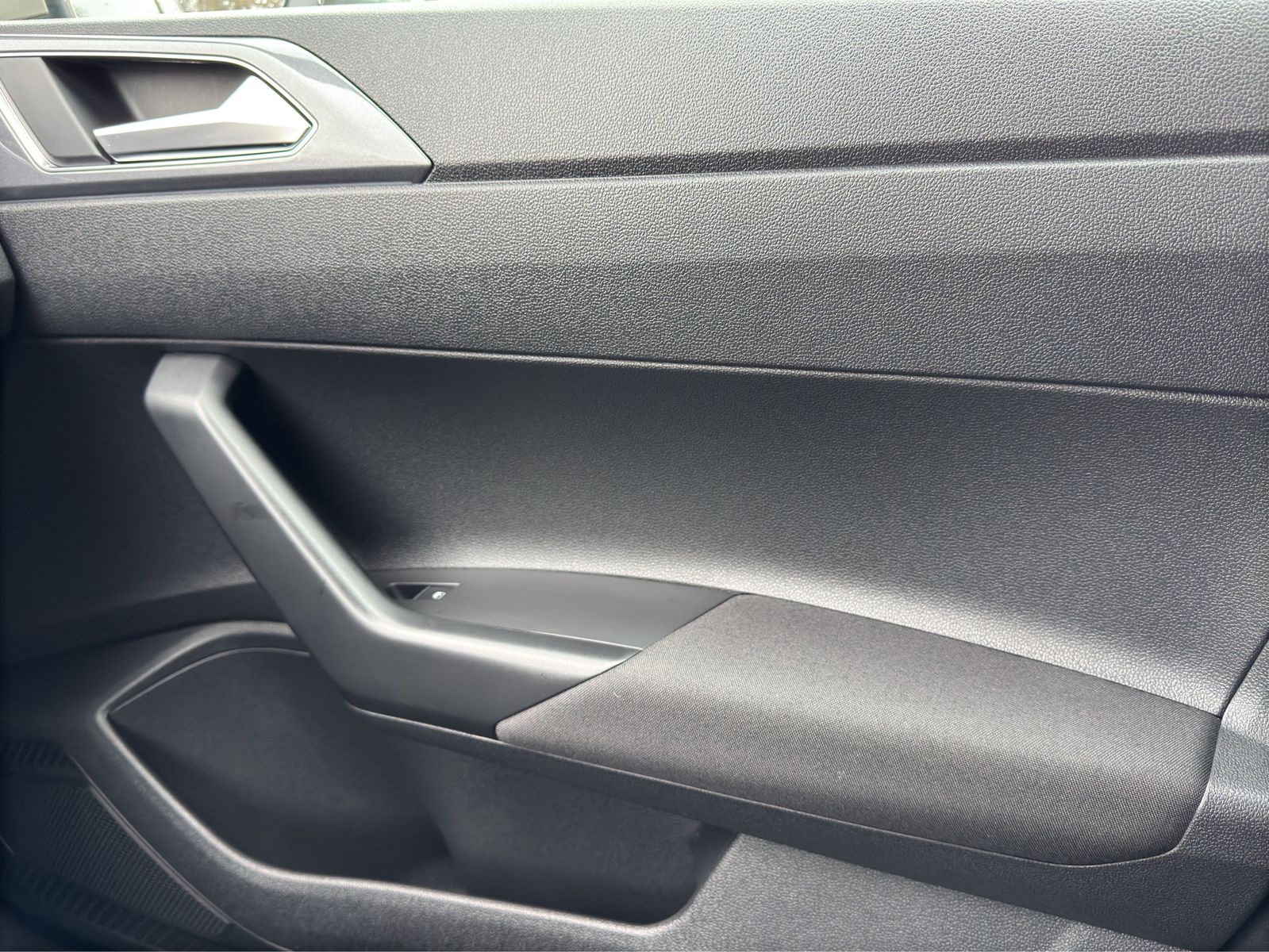 Fahrzeugabbildung Volkswagen Polo DSG*Highline*App-Connect* SHZ*Allwetterreif