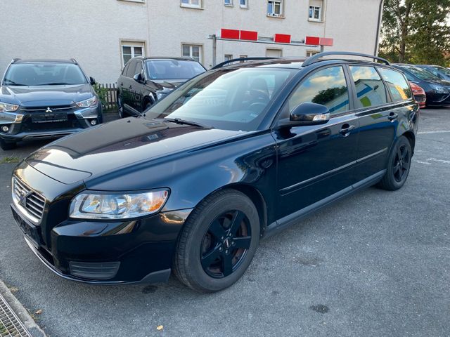 Volvo V50 Kombi 1.6 D Drive KLIMA SITZH TÜV09.2025