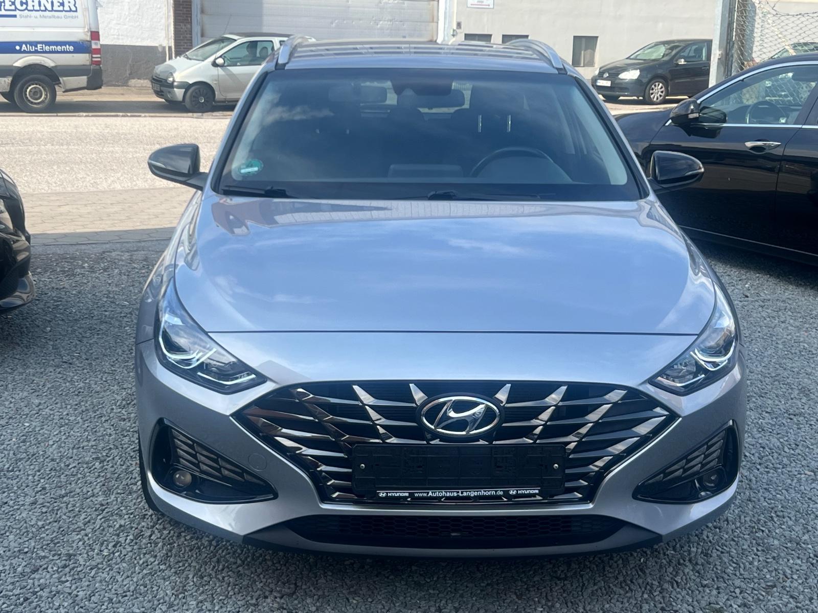 Hyundai i30 cw Edition 30 Navi Kamera