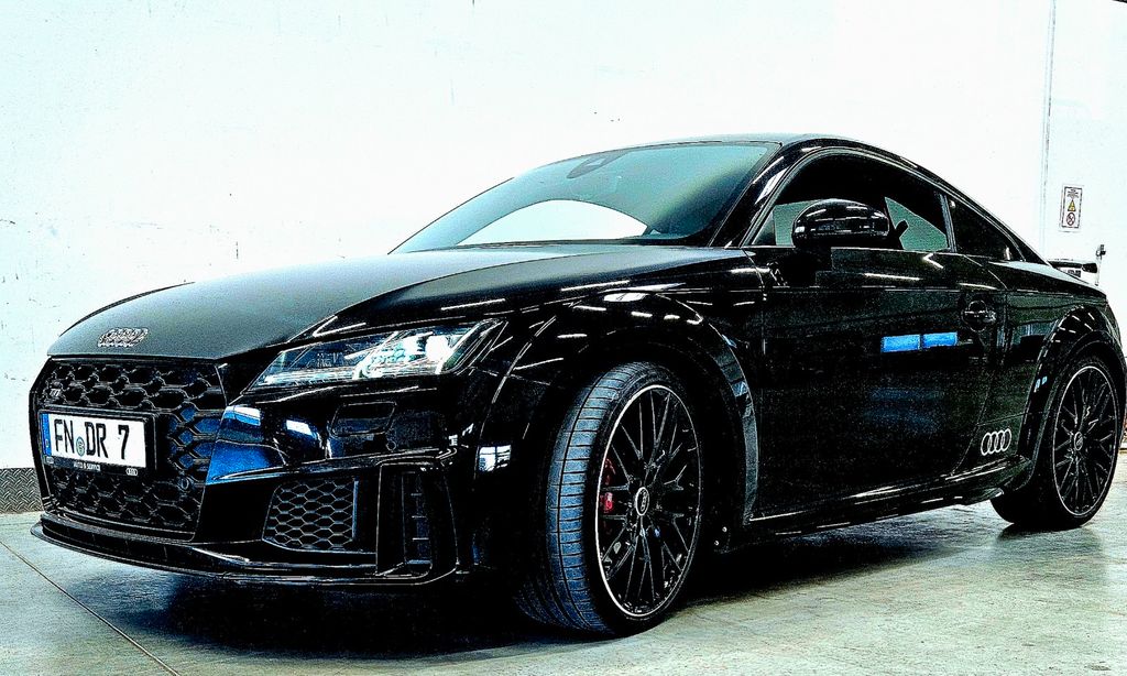 Audi TTS