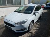 Ford Focus 1.5TDCI Trend AC PDC vorne und hinten - Ford Focus: Tdci Trend