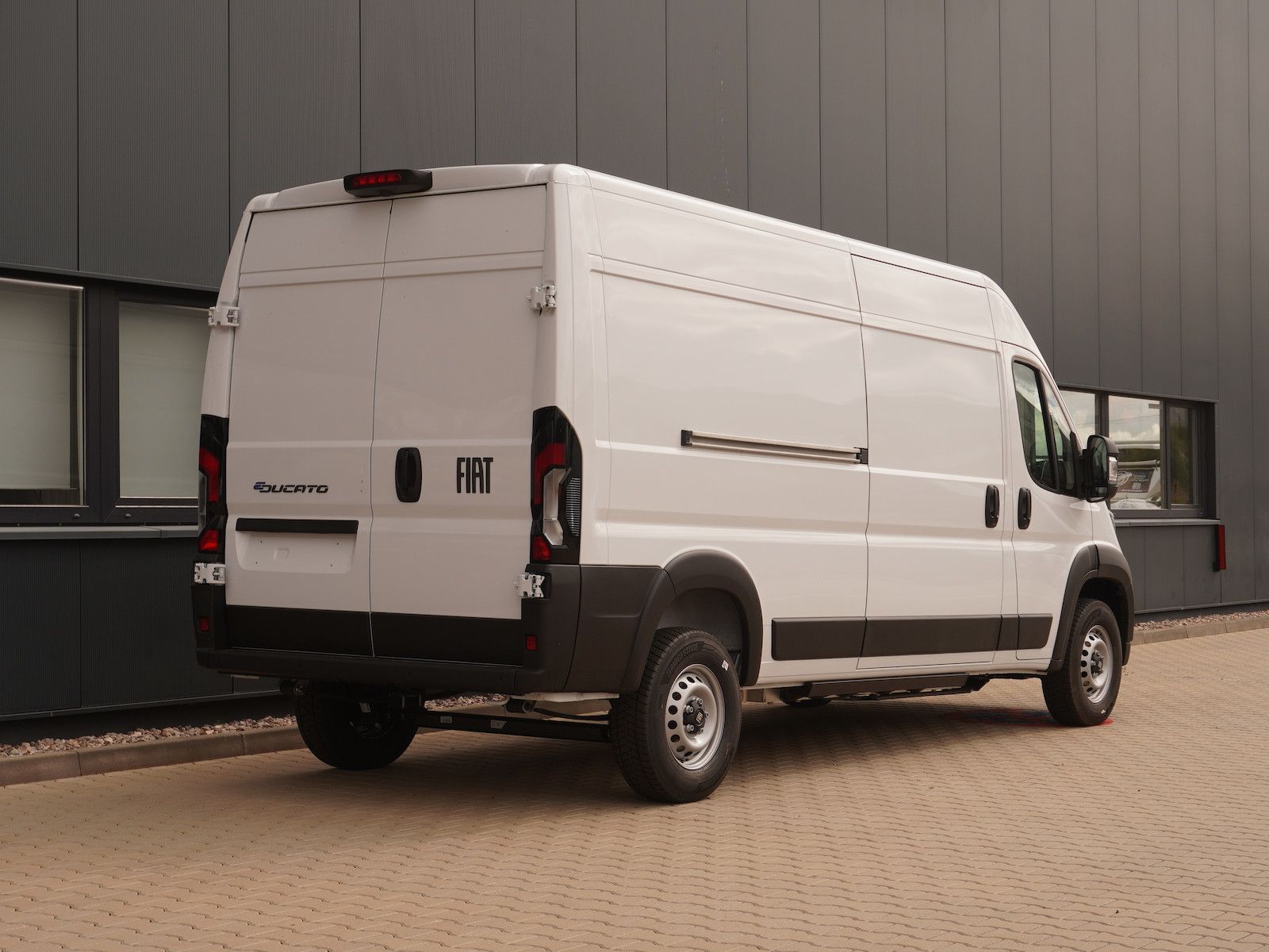 Fiat E-Ducato 40 L3H2 110 kW/h +10Zoll-Navi +Allwett. imagem 2