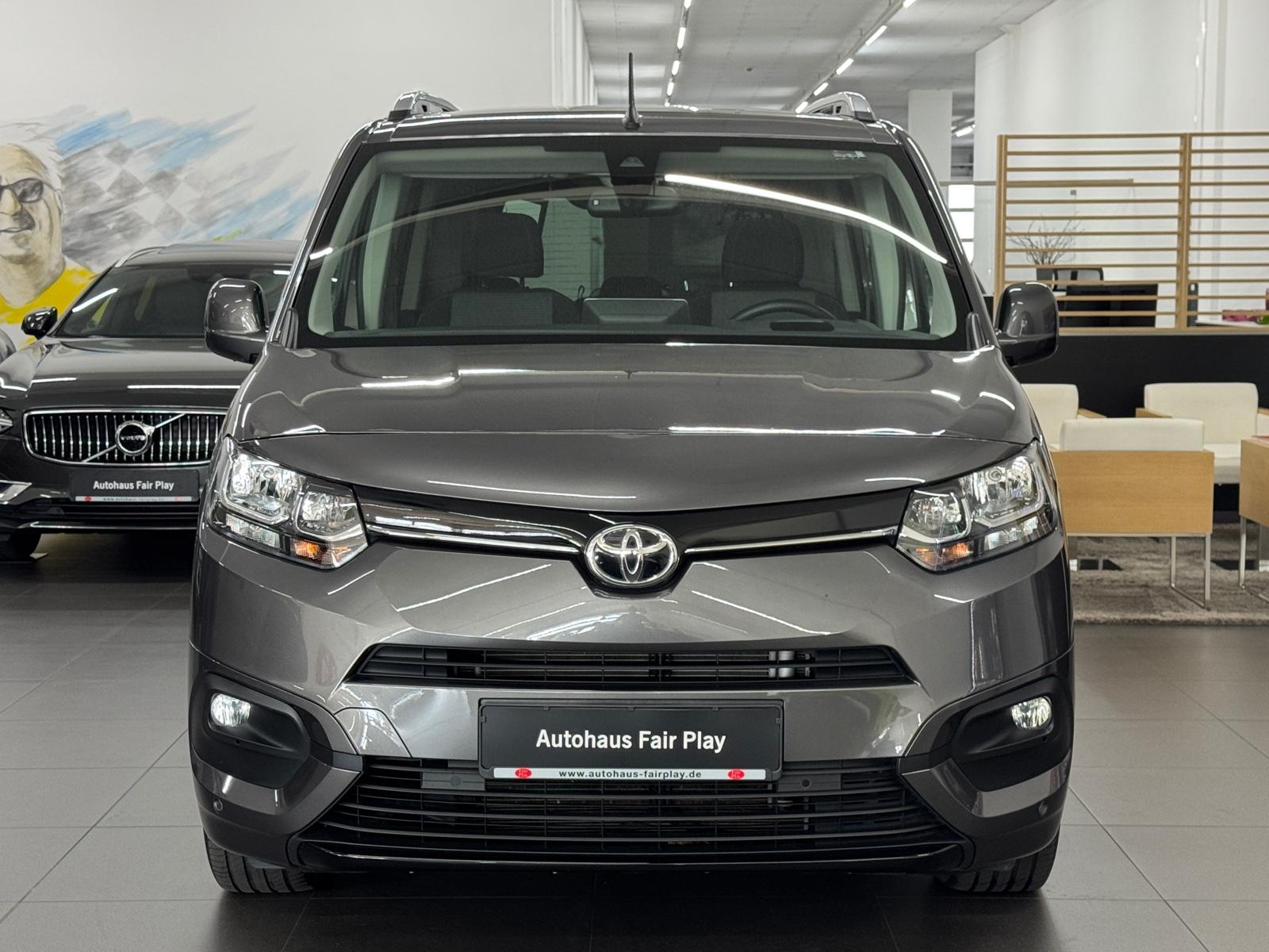 Toyota Proace City Verso L1 Executive AUT. AHK/KAMERA