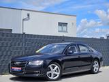 Audi A8 4.0 TFSI V8 quattro Head-up TV LED MMI 2.HAND - blaue Audi A8