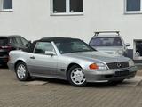 Mercedes-Benz SL 320 - Mercedes-Benz SL 320 in Stuttgart