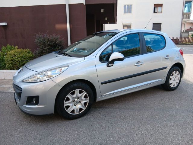 Peugeot 207 1.4 HDi 70CV 5p. Active ok per neopa
