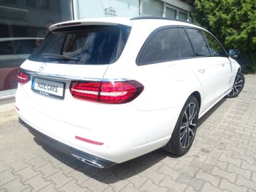 Mercedes E 200 - 5