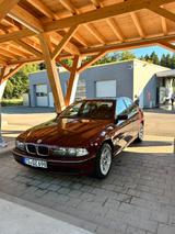 BMW E39 520i *WENIG ROST* *2HAND* *180000KM* *SDACH*