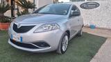 Lancia Ypsilon 1.2 69 CV 5 porte Silver - silberne Lancia Ypsilon