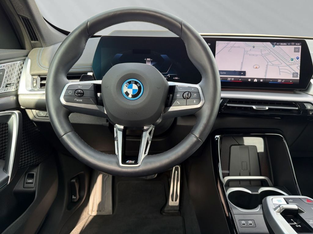 BMW iX1 - Bild 12