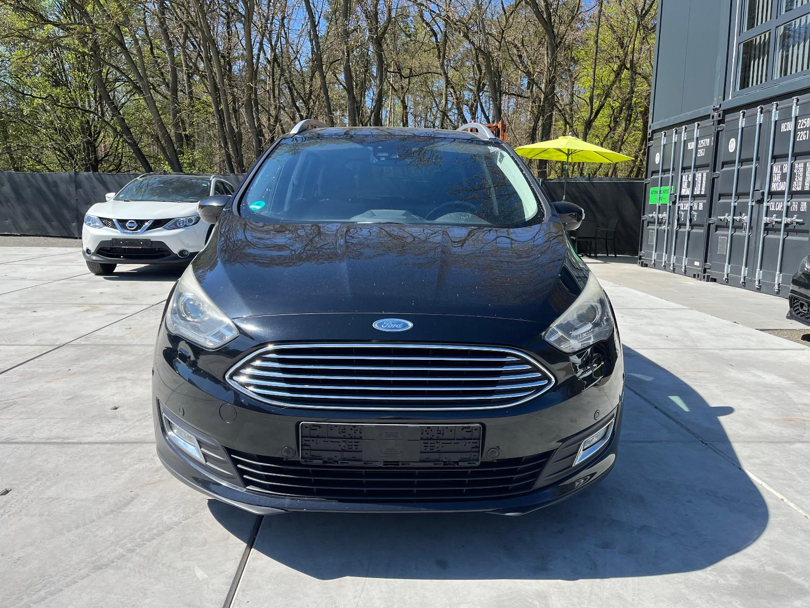 Ford Grand C-Max Grand C-MAX Titanium / 7 Sitzer