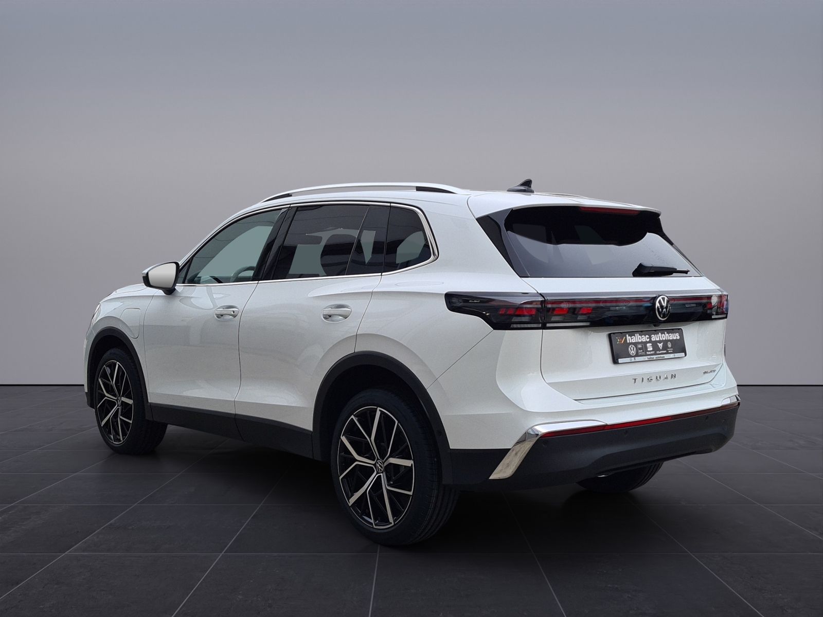 Volkswagen Tiguan 1.5 eHybrid 130 kW Elegance WR AHK IQLI foto 5