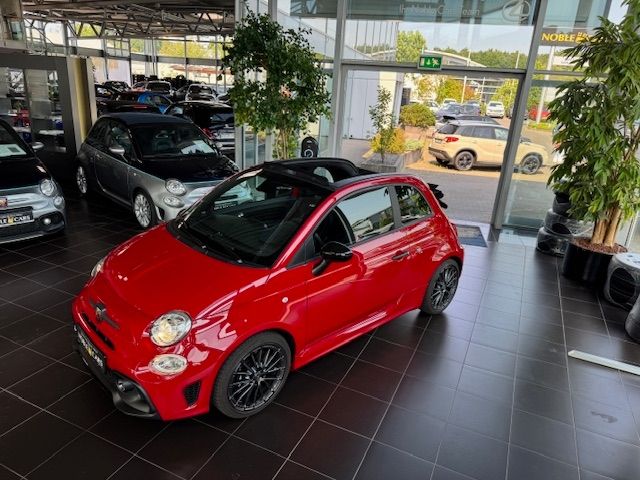 Fahrzeugabbildung Abarth 695C KLIMA NAVI ALU AHK für Fahrräder