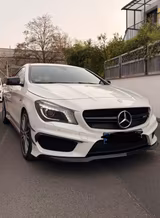 Mercedes-Benz CLA 45 AMG Performance Abgasanlage, Großes Navi - Mercedes-Benz CLA 45 AMG Gebrauchtwagen