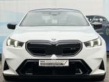BMW M5 Limousine M-Drive-Pack B&W CarbonKeramik AHK - weiße BMW M5