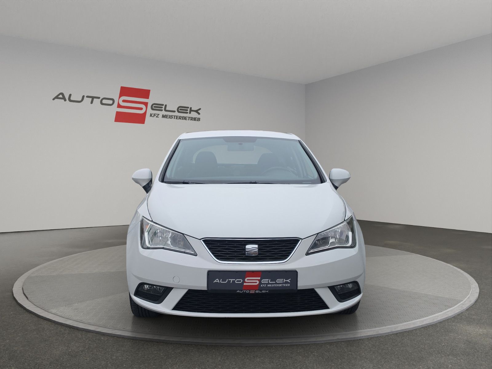 Fahrzeugabbildung SEAT Ibiza Lim. Style Viva TÜV SERVICE NEU