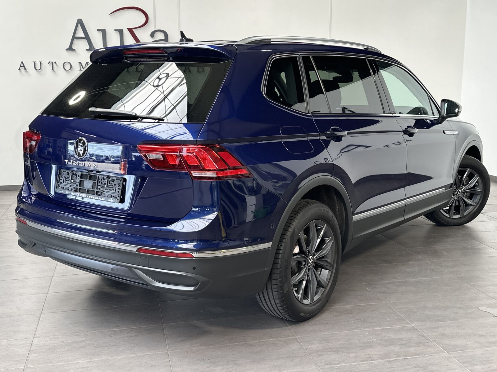 Fahrzeugabbildung Volkswagen Tiguan Allspace 2.0 TDI DSG Life NAV+LED+KAMERA