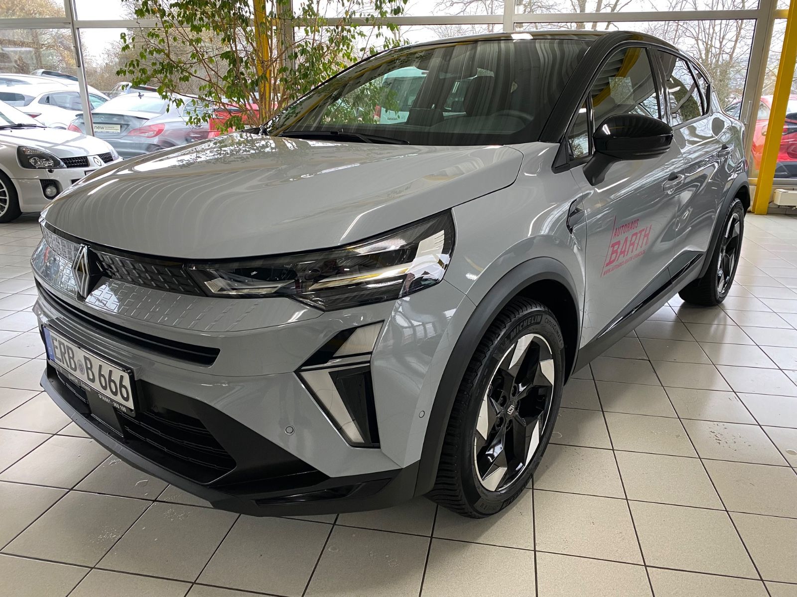 Renault Captur II Techno imagem 2