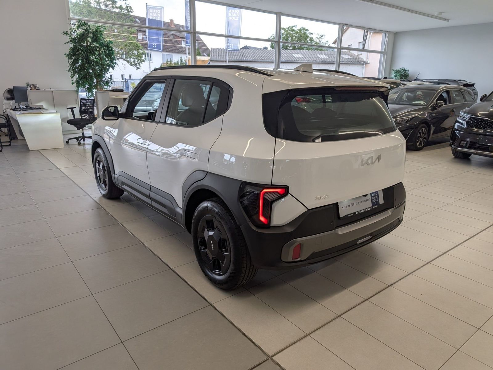 KIA EV2  42,2-kWh 5S Earth Winter-Connect – Bild 2