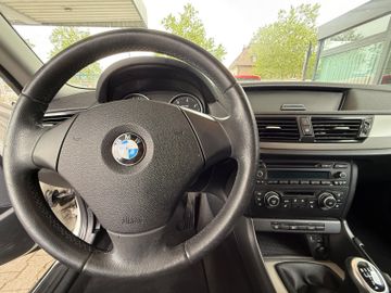 BMW X1 - 10