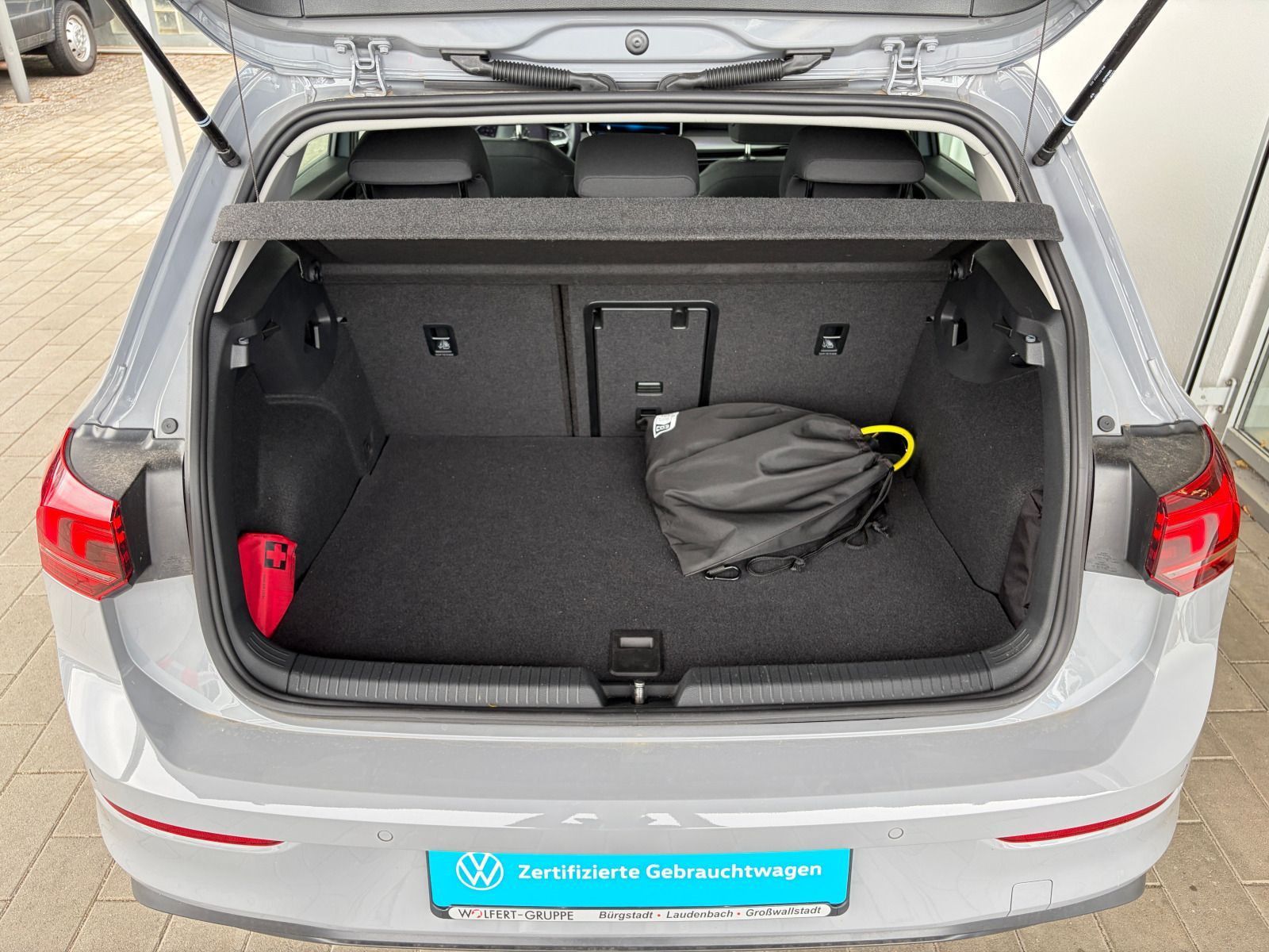 Volkswagen Golf - Bild 9