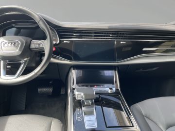 Audi Q8 - 5