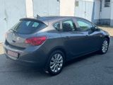 Opel Astra J Lim. 5-trg. Design Edition - Opel Astra aus 2011 mit Diesel-Antrieb