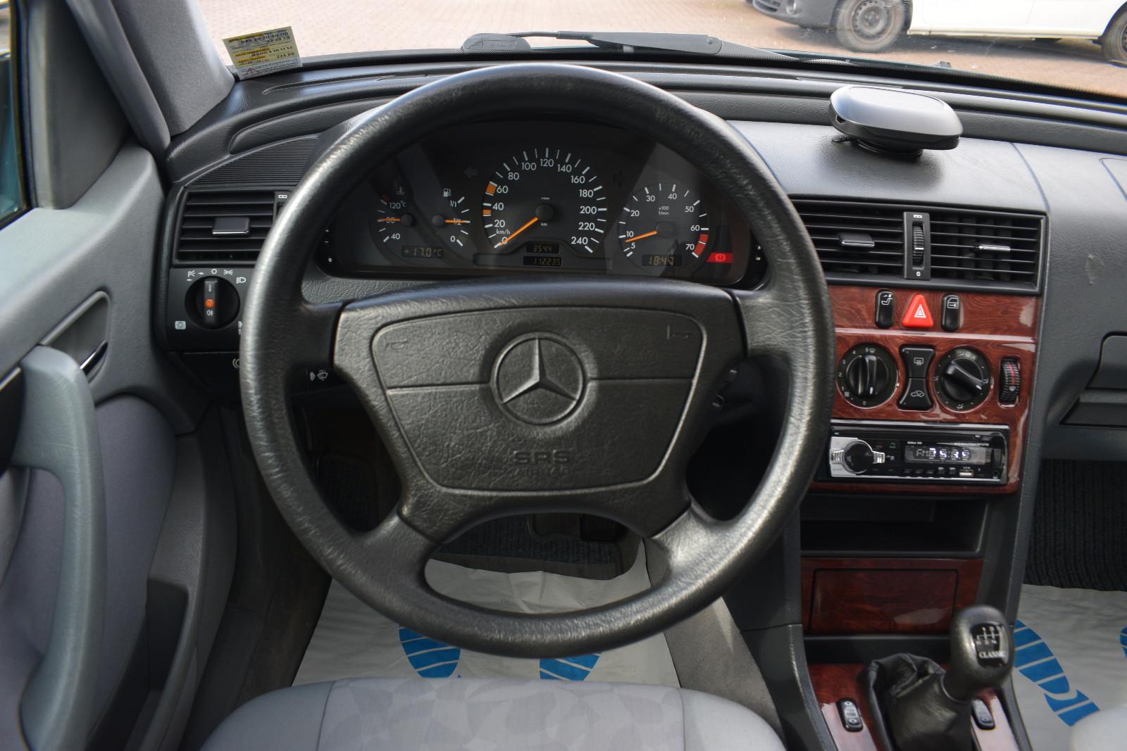 Mercedes-Benz C 180 Classic 2.Hand MB-Scheckheft