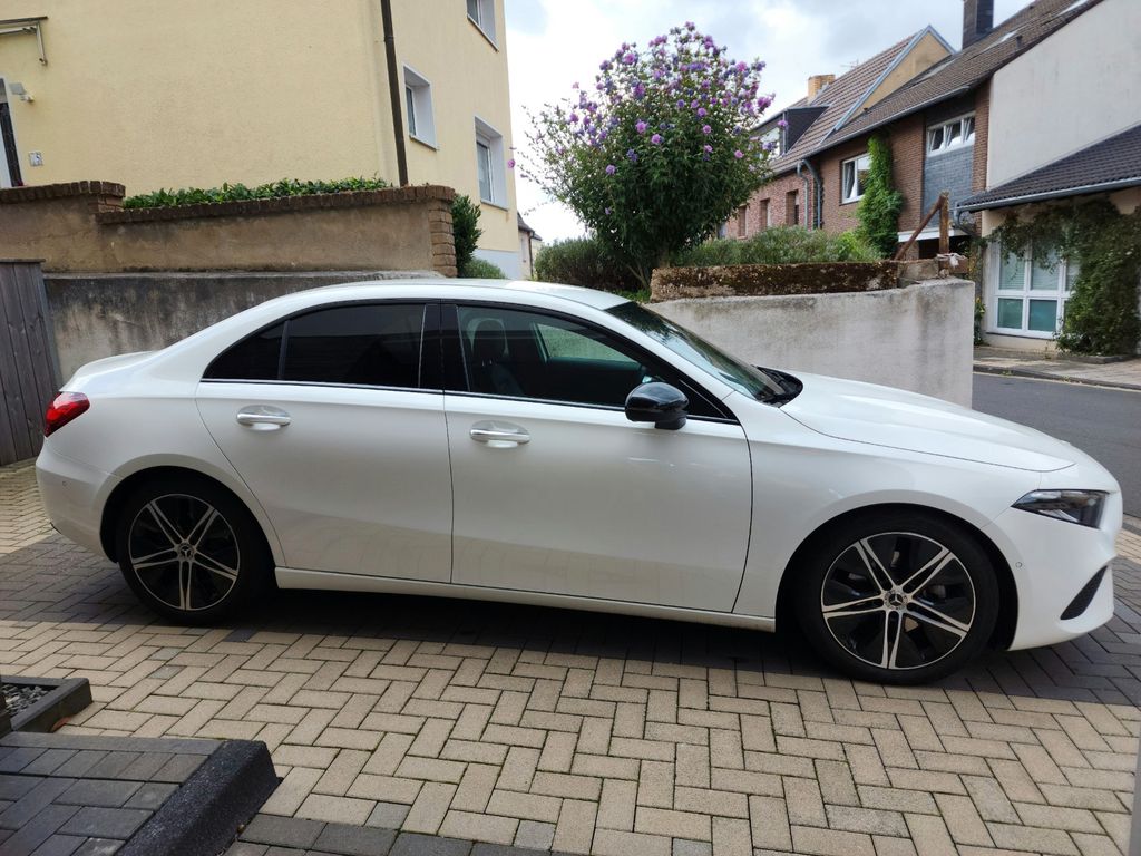 Image of Mercedes-Benz A 200
