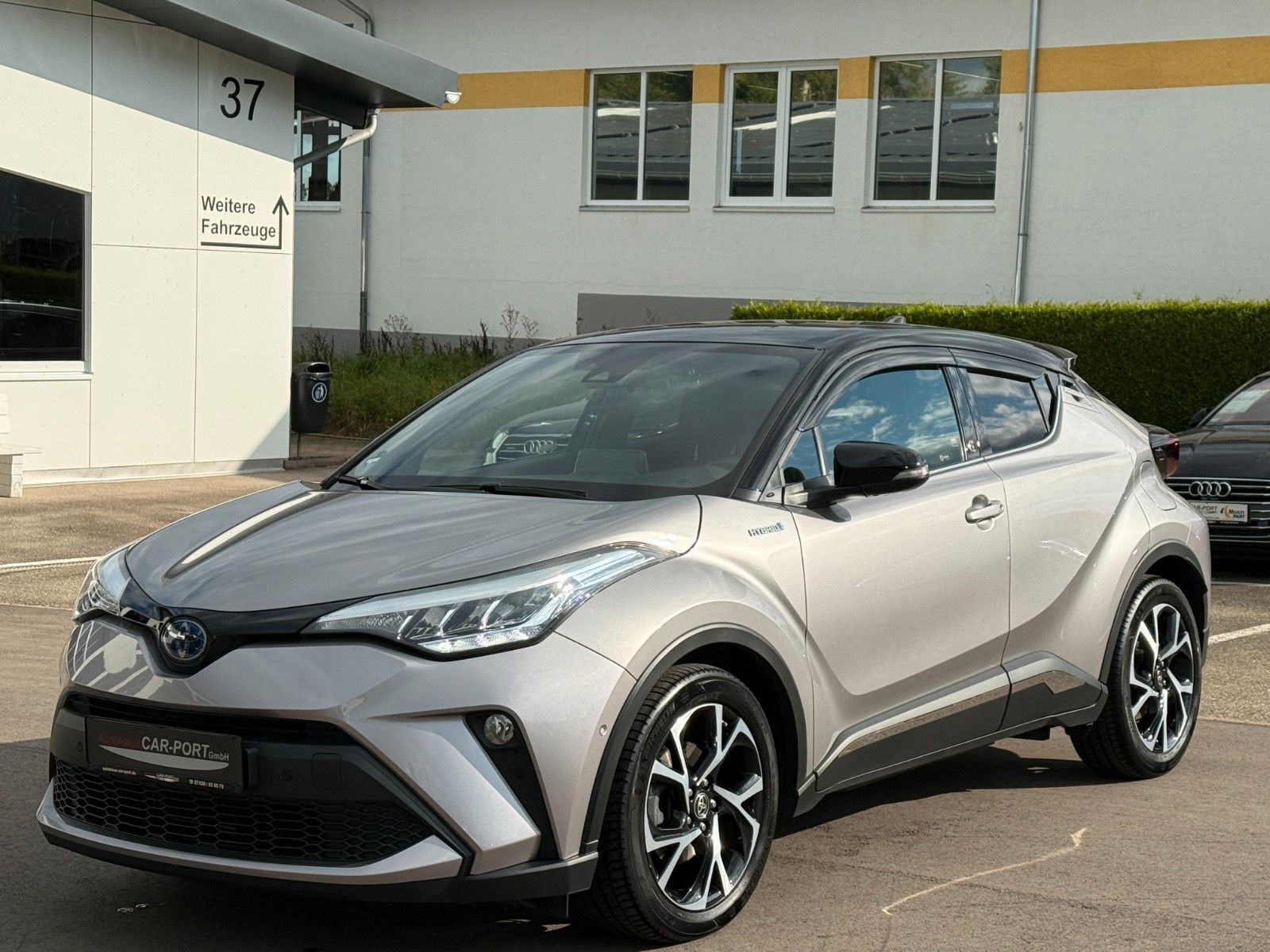 Toyota C-HR Hybrid Team D imagem 2