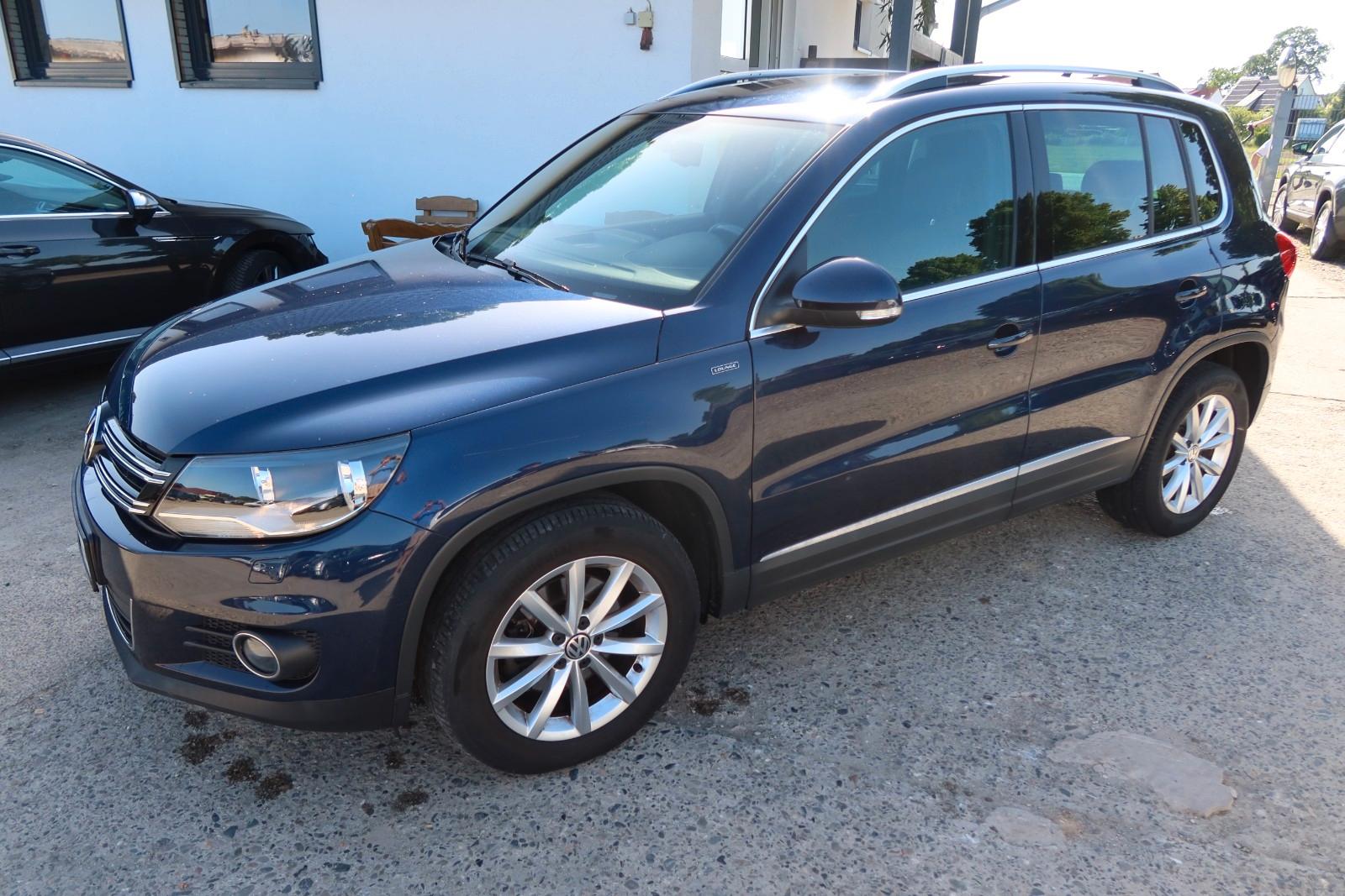 Volkswagen Tiguan Lounge Sport & Style TDI|NAV|2 Vorhalter|