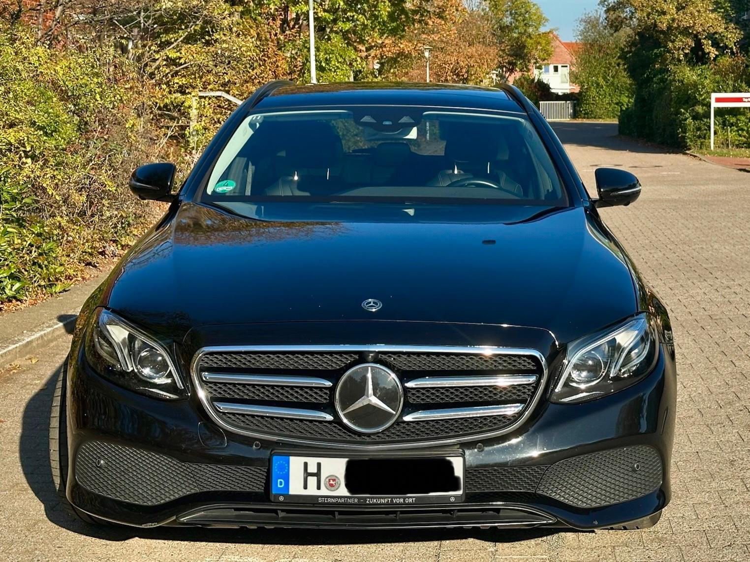 Mercedes-Benz E 300 d T Autom. Distronic, Panorama, Multibeam