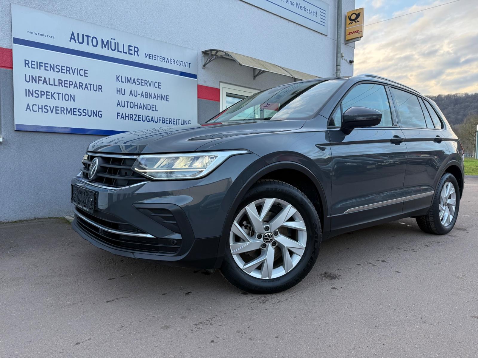 Volkswagen Tiguan Active LED Sitzheizung Kamera PDC