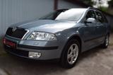 Skoda Octavia Combi Elegance, Xenon, PDC V+H, 8-Fach, - Skoda Octavia aus 2006: Combi