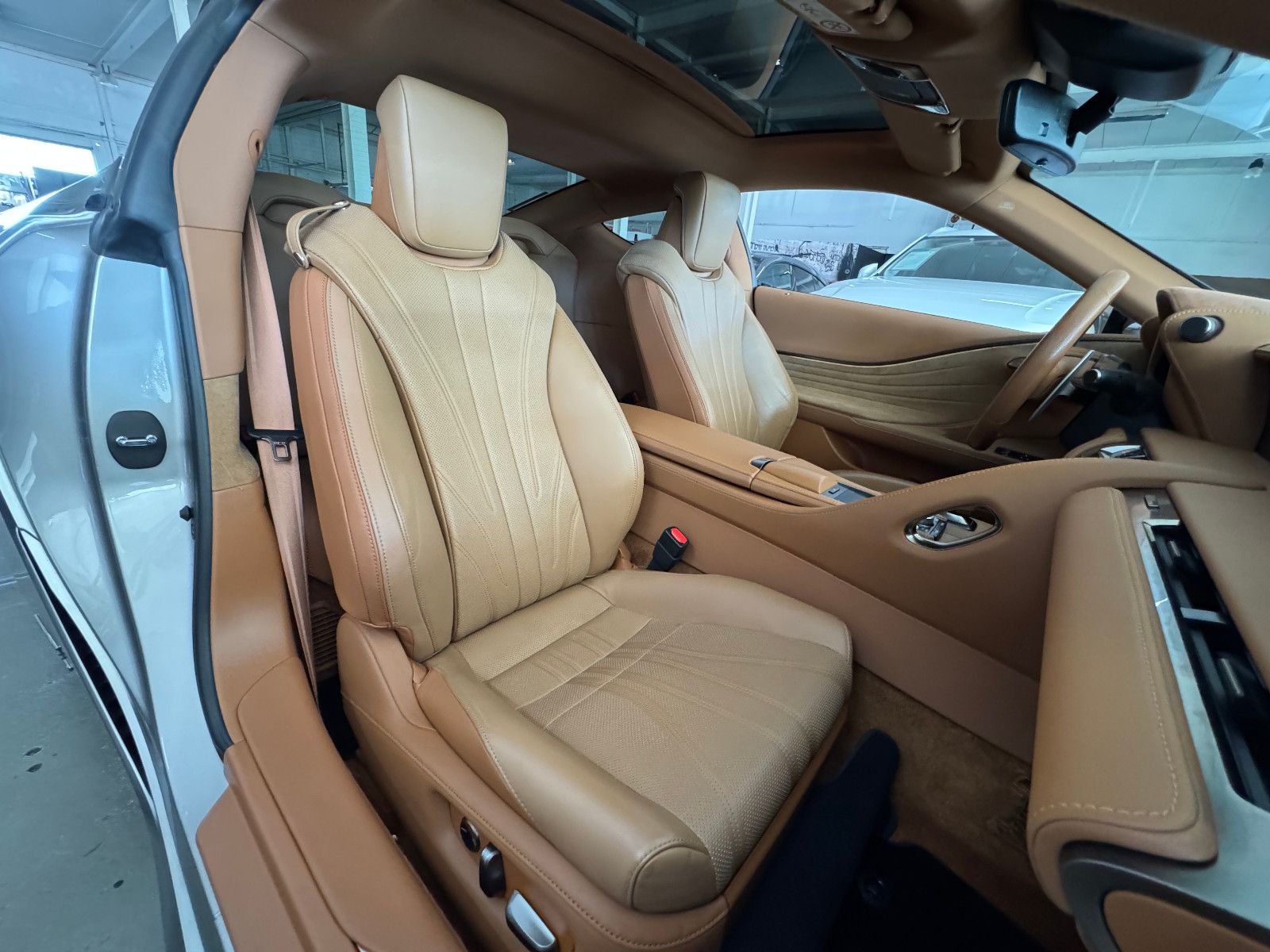 Lexus LC 500h COUPE PANO HUD LEVINSON TOURING PAKET