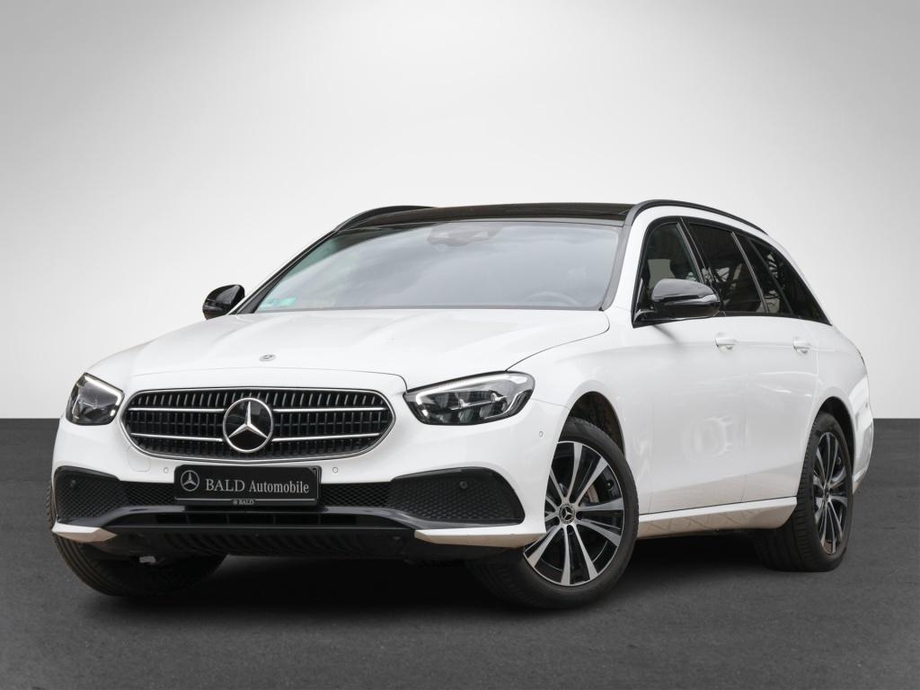Mercedes-Benz E 300 de 4M T Avantgarde/Pano/AHK/Distr/Night/18