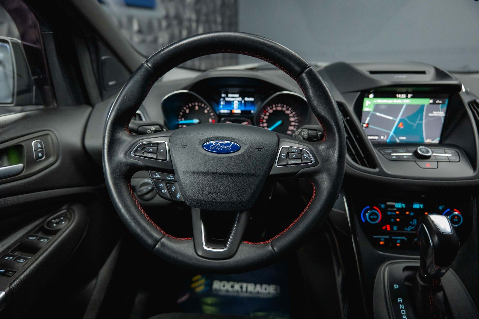 Fahrzeugabbildung Ford Kuga ST-Line 2.0 TDCi 4x4 *LED*Kamera*ACC*DAB*