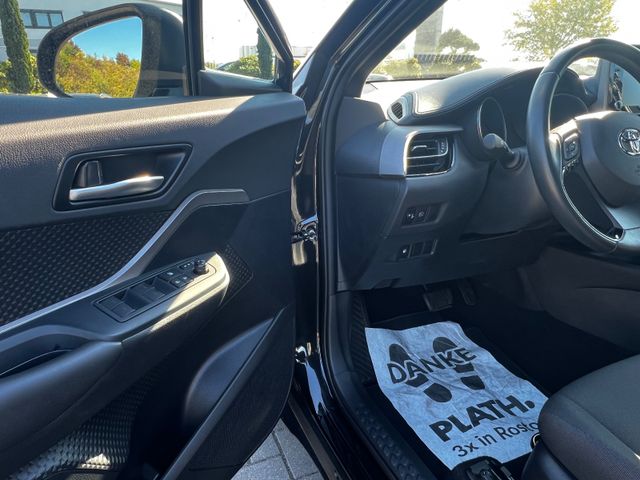 Toyota C-HR  Hybrid Active