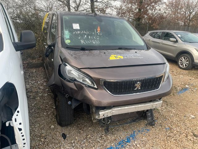 Peugeot Expert III 2.0 HDi 177 EAT6 / EN690