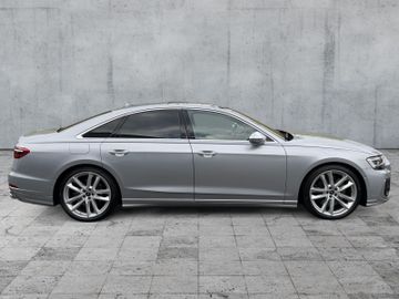 Audi S8 - 7